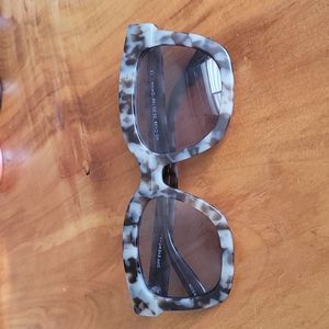 Diff tortoise shell sunglasses